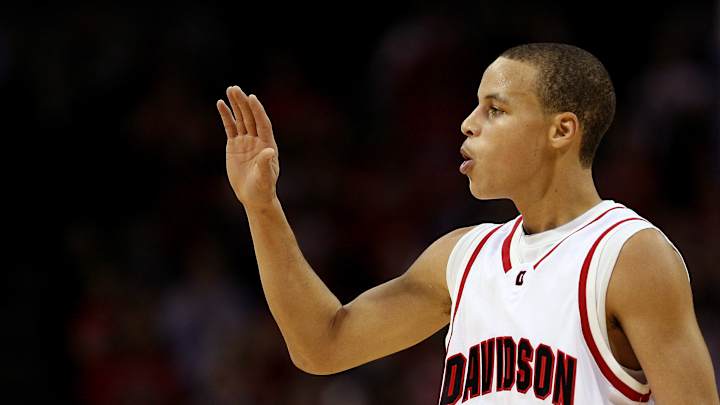 Davidson won’t retire Steph Curry’s jersey unless he graduates