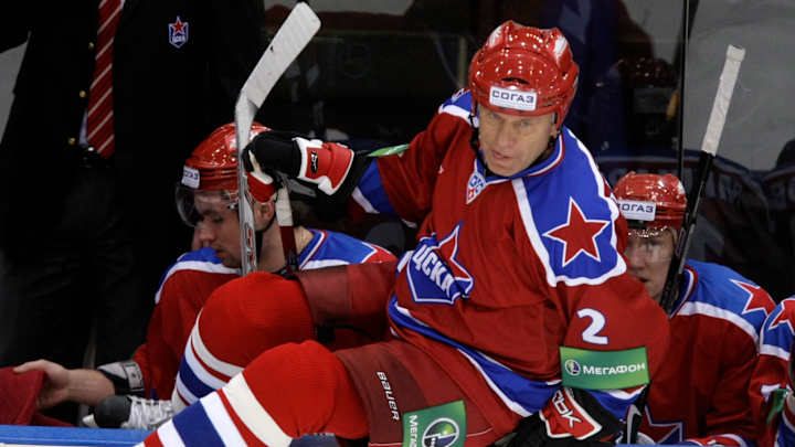 Fetisov wants to ban young Russians from going to NHL
