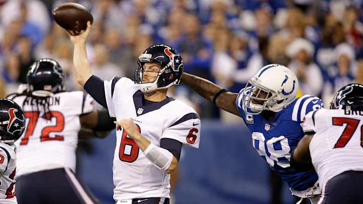 Texans lose backup QB T.J. Yates late in 1st half