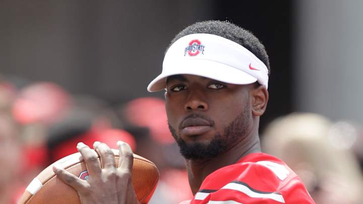 Jones throws 2 TDs, wins challenge at Ohio State spring game Jones throws 2 TDs, wins challenge at Ohio State spring game