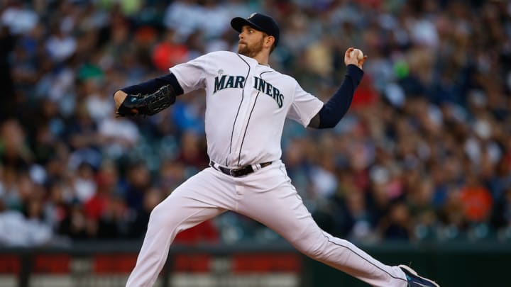 Mariners LHP James Paxton hurt arms during agility drills; tests negative