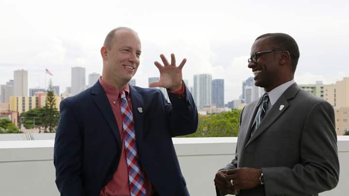 USF signs Taggart to 3-year extension through 2020