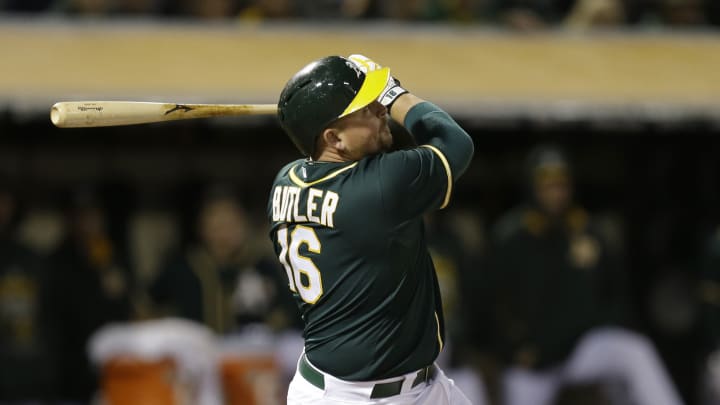 Athletics rally to beat Yankees 5-4