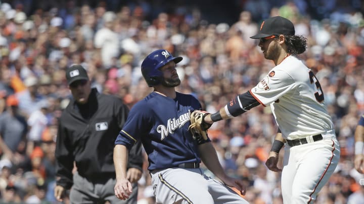 Five-run inning lifts Giants past Brewers