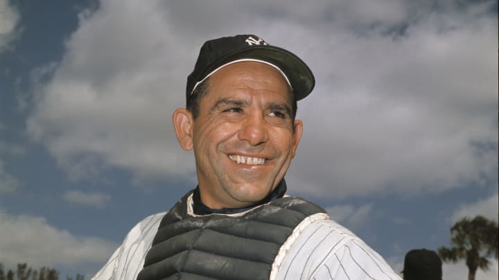 Yankees Hall of Fame catcher Yogi Berra dies at 90 Yankees Hall of Fame catcher Yogi Berra dies at 90