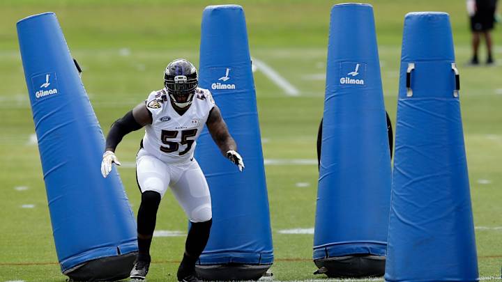 Suggs takes reigns of Ravens defense in 13th season Suggs takes reigns of Ravens defense in 13th season