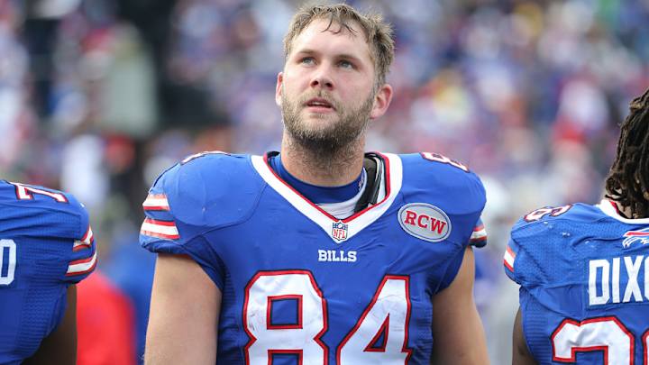Report: Ex-Bills TE Scott Chandler agrees to sign with Patriots