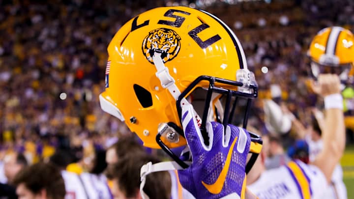 Four-star LB Michael Divinity withdraws verbal commitment to LSU