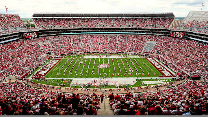 Watch: Alabama commit Eddy Pineiro kicks 73-yard field goal Watch: Alabama commit Eddy Pineiro kicks 73-yard field goal