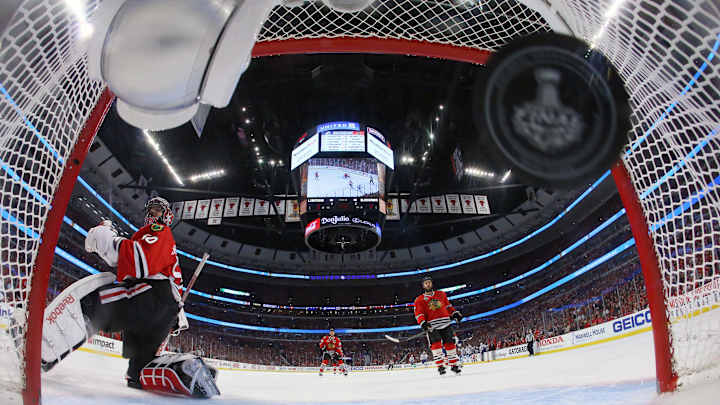 Lightning beat Blackhawks in Game 3 of Stanley Cup