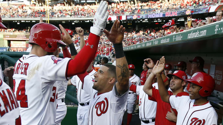 LEADING OFF: Harper vs Yanks; Keuchel undefeated; LA at SF