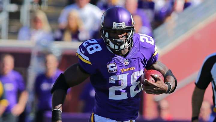 Watch: Adrian Peterson breaks tackles, scores 43-yard touchdown