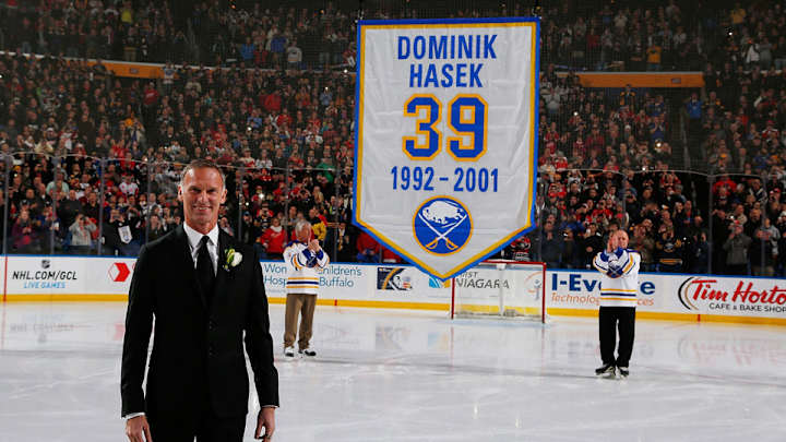Watch: Sabres retire Dominik Hasek's No. 39 in pregame ceremony