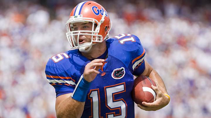 Report: Teammate consoled crying Tebow before famous 2008 speech