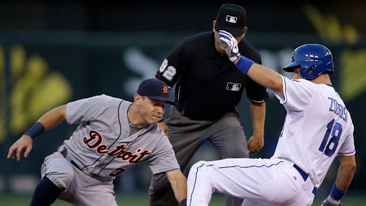 Royals refuse to coast with comfy cushion in AL Central
