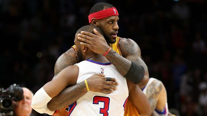 LeBron lifts media blackout to call Chris Paul