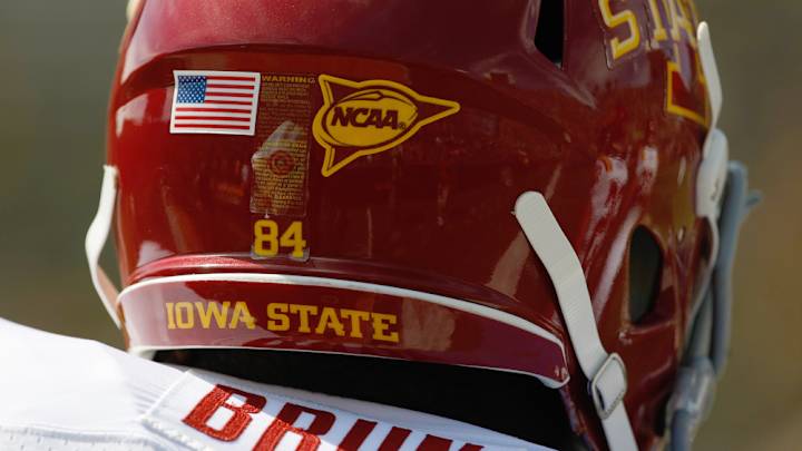 Two Iowa State football players arrested, including Paul Rhoads's son