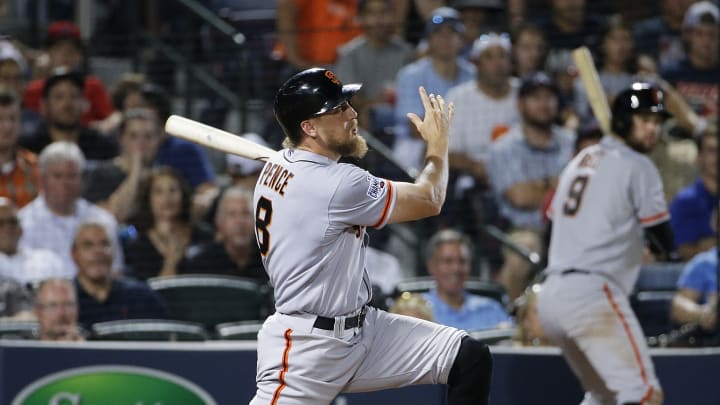 Pence's three-run homer lifts Giants to 8-3 win over Braves