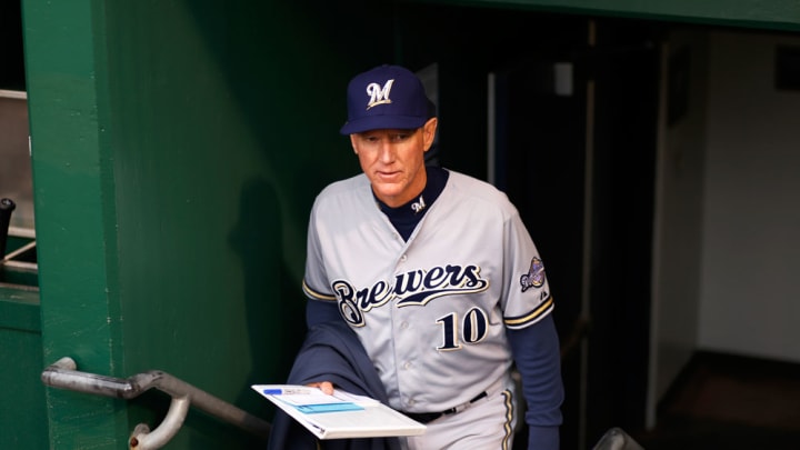 Dodgers hire Ron Roenicke to replace third base coach