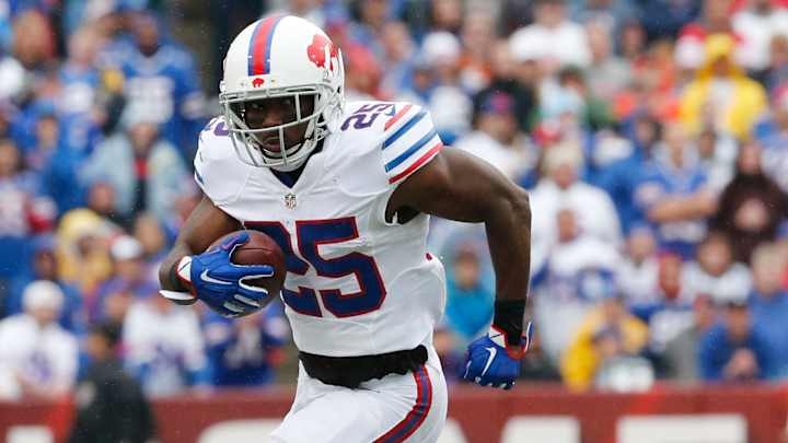 Bills RB LeSean McCoy leaves practice with tightness in hamstring Bills RB LeSean McCoy leaves practice with tightness in hamstring