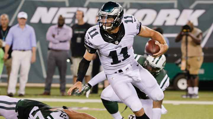 Eagles trade Barkley to Cardinals, clear spot for Tebow