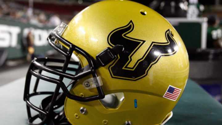 Stu Holt no longer on South Florida staff, expected to join App. State Stu Holt no longer on South Florida staff, expected to join App. State