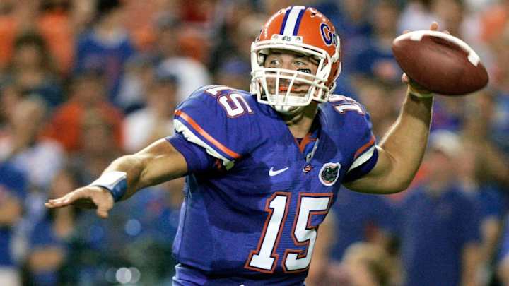 Fan spreads ashes near statue of Tim Tebow