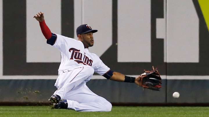 Royals put big dent in Twins' wild-card bid with 3-1 win