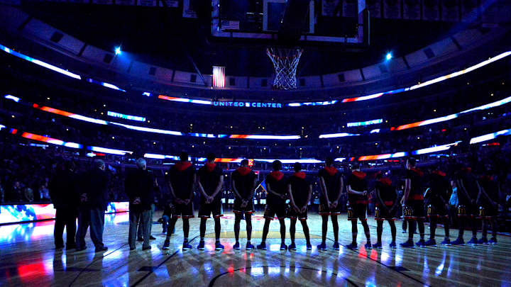 Iowa high school basketball player dies after collapsing at practice