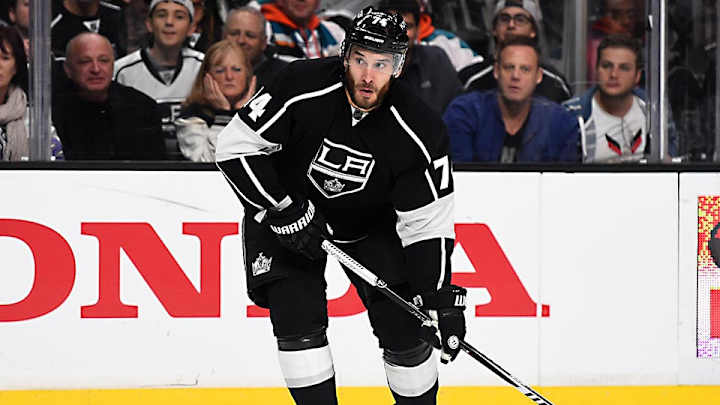 L.A. Kings' Dwight King out 8-10 weeks with broken foot