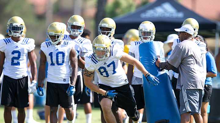 Top freshman tight end Chris Clark leaves UCLA program Top freshman tight end Chris Clark leaves UCLA program