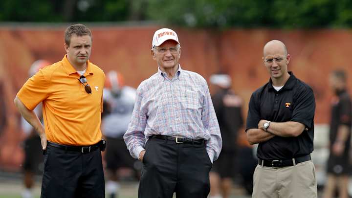 EKU hires Tennessee assistant Elder as Colonels head coach