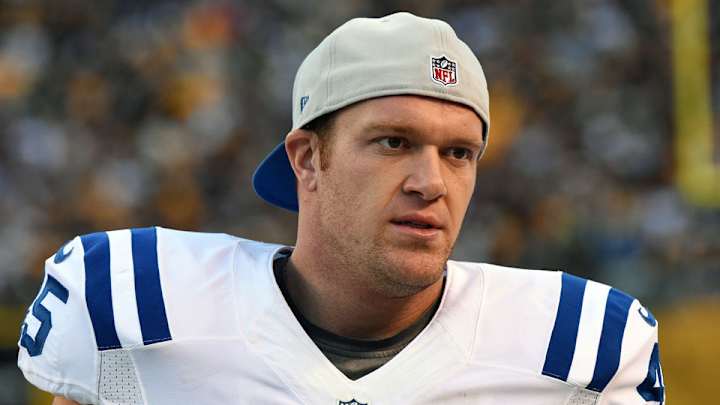 Colts' Matt Overton donates $4K to charity after Twitter challenge