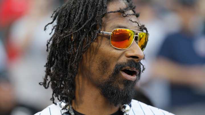 Snoop's son quits football at UCLA to concentrate on film