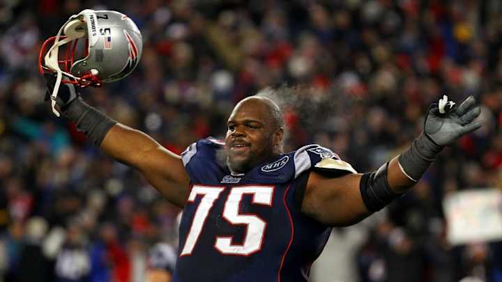 Fan wearing Vince Wilfork jersey fails to recognize Vince Wilfork