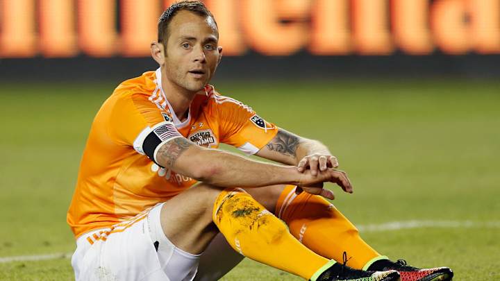 USA's Brad Davis out of Gold Cup with knee injury, replacement to be named