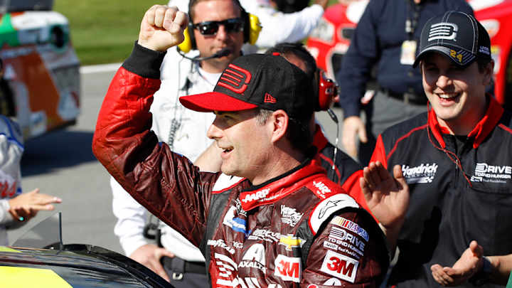 Jeff Gordon wins Daytona 500 pole position Jeff Gordon wins Daytona 500 pole position