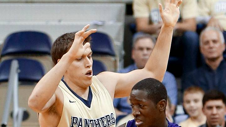 Pittsburgh holds off Western Carolina 79-73 Pittsburgh holds off Western Carolina 79-73