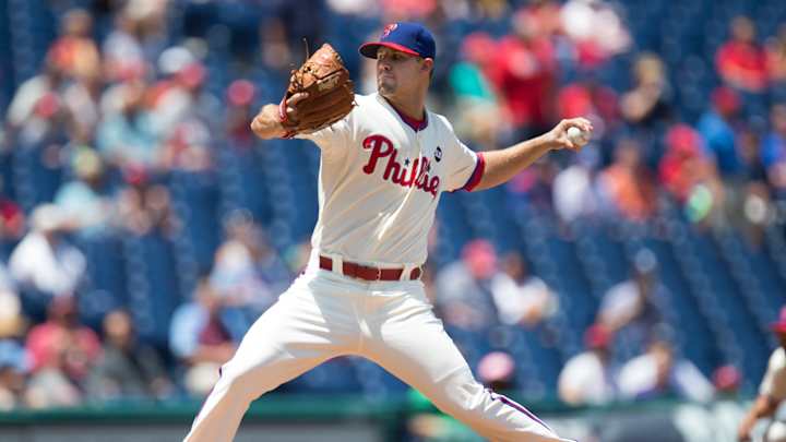 Herrera's hit in 10th lifts Phillies past Rays 5-4
