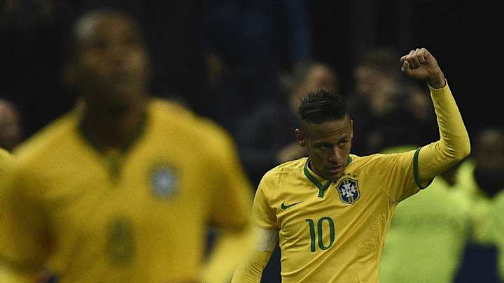 Neymar, Oscar help Brazil to high-profile friendly win at France