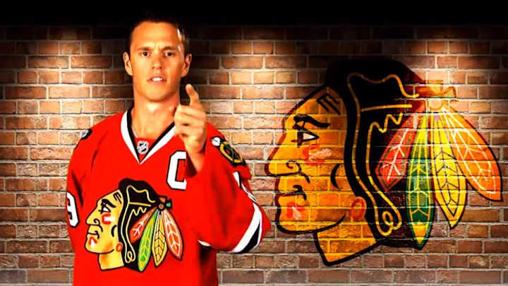 Blackhawks' Jonathan Toews gives important PSA on arena etiquette Blackhawks' Jonathan Toews gives important PSA on arena etiquette