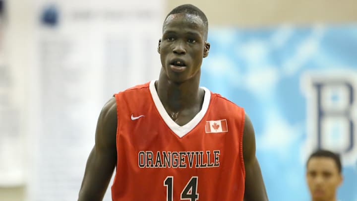 Five-star recruit Thon Maker plans to reclassify to 2015