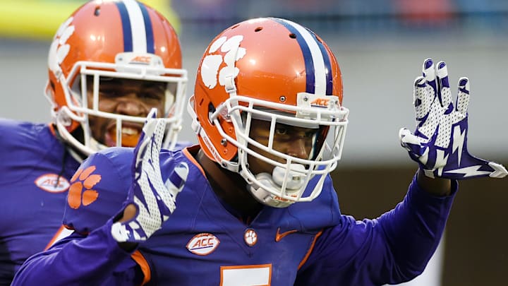 Title hurdle: South Carolina stands in way of No. 1 Clemson