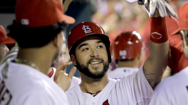 Royals acquire catcher Cruz from Cardinals for minor leaguer