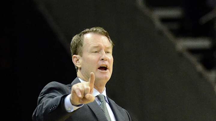 Georgetown hangs on to beat Charlotte 62-59