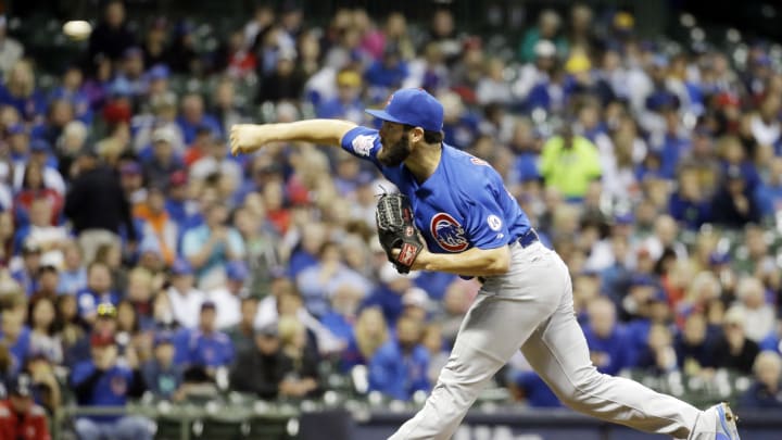 Cubs beat Brewers, try to keep up in race to host wild card