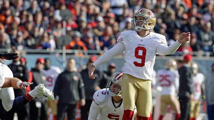 Phil Dawson returns to Cleveland, where he kicked 14 years Phil Dawson returns to Cleveland, where he kicked 14 years