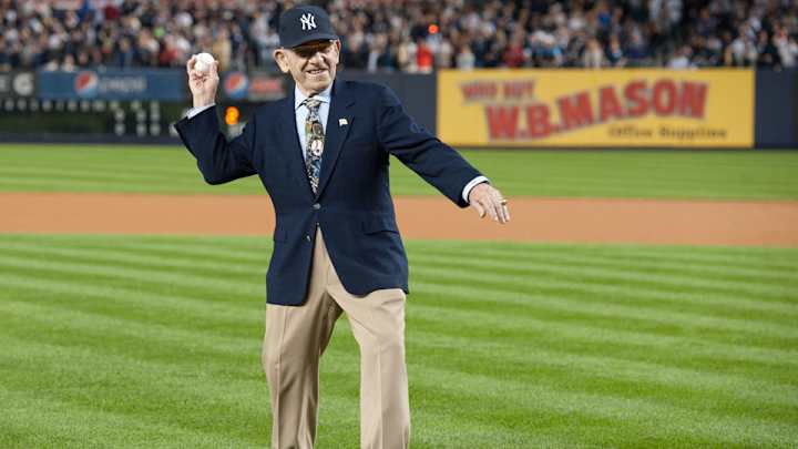 Yogi Berra, Willie Mays to receive Presidential Medal of Freedom