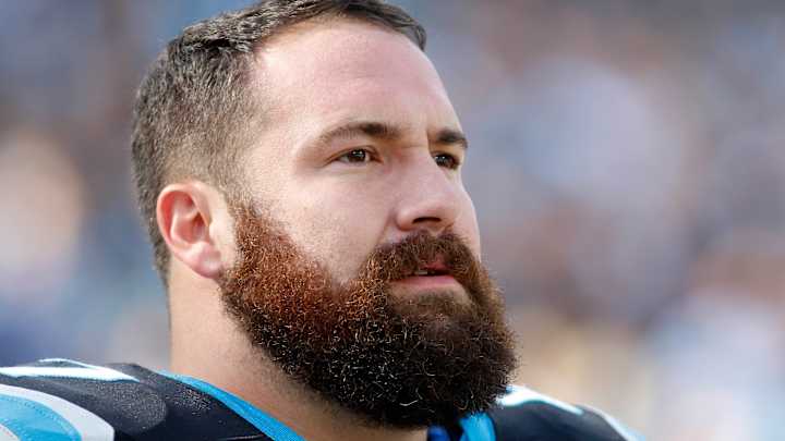 Unbeaten Panthers head to see Star Wars premiere