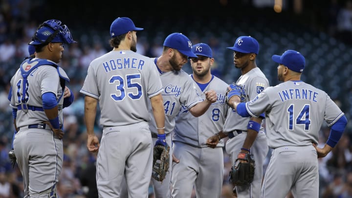 Moustakas, Infante lead Royals past Mariners 8-2